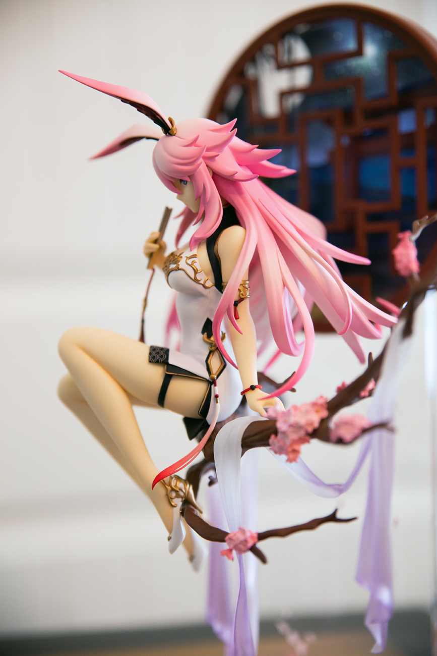 yae sakura figure apex